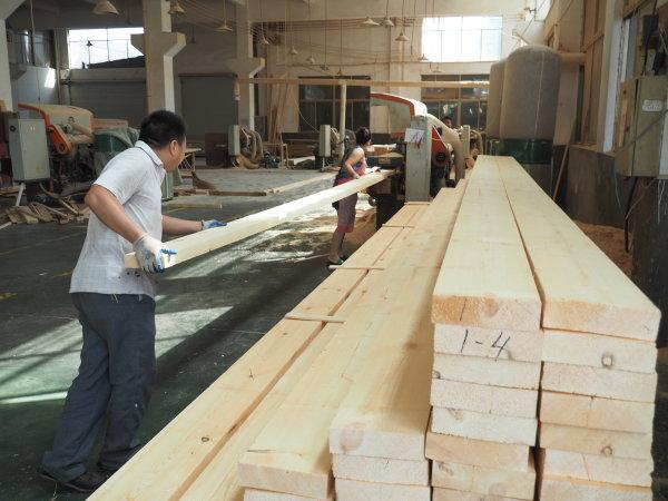 东阳仿古门窗产业崛起:夏屠村十年蝶变,从贫困村到淘宝村奇迹 东阳仿古门窗产业崛起:夏屠村十年蝶变,从贫困村到淘宝村奇迹